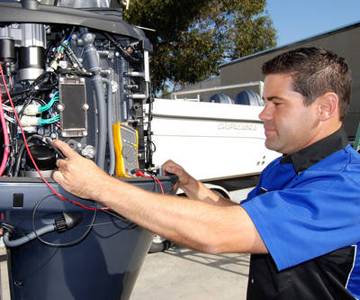 Servicii pentru motorii exterioare Yamaha