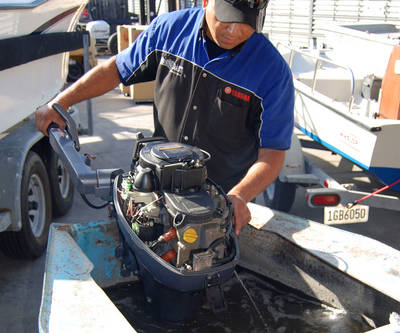 Yamaha Outboard Servicii