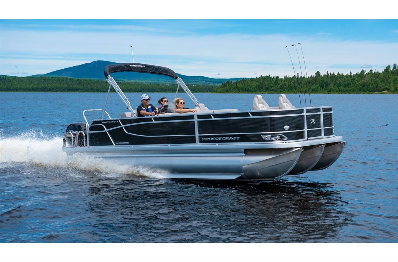 Boats and Pontoons Ward's Marine Kingston, ON (613) 5464248