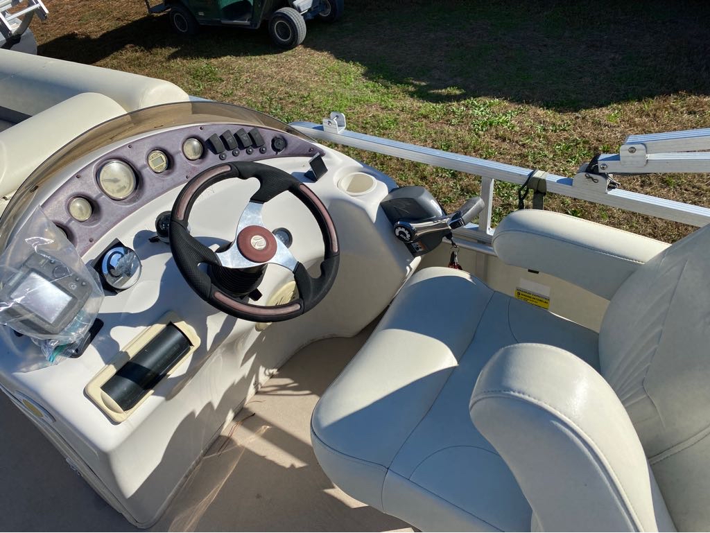 Used Boats and Pontoons Short's Marine Millsboro, DE (302) 9451200