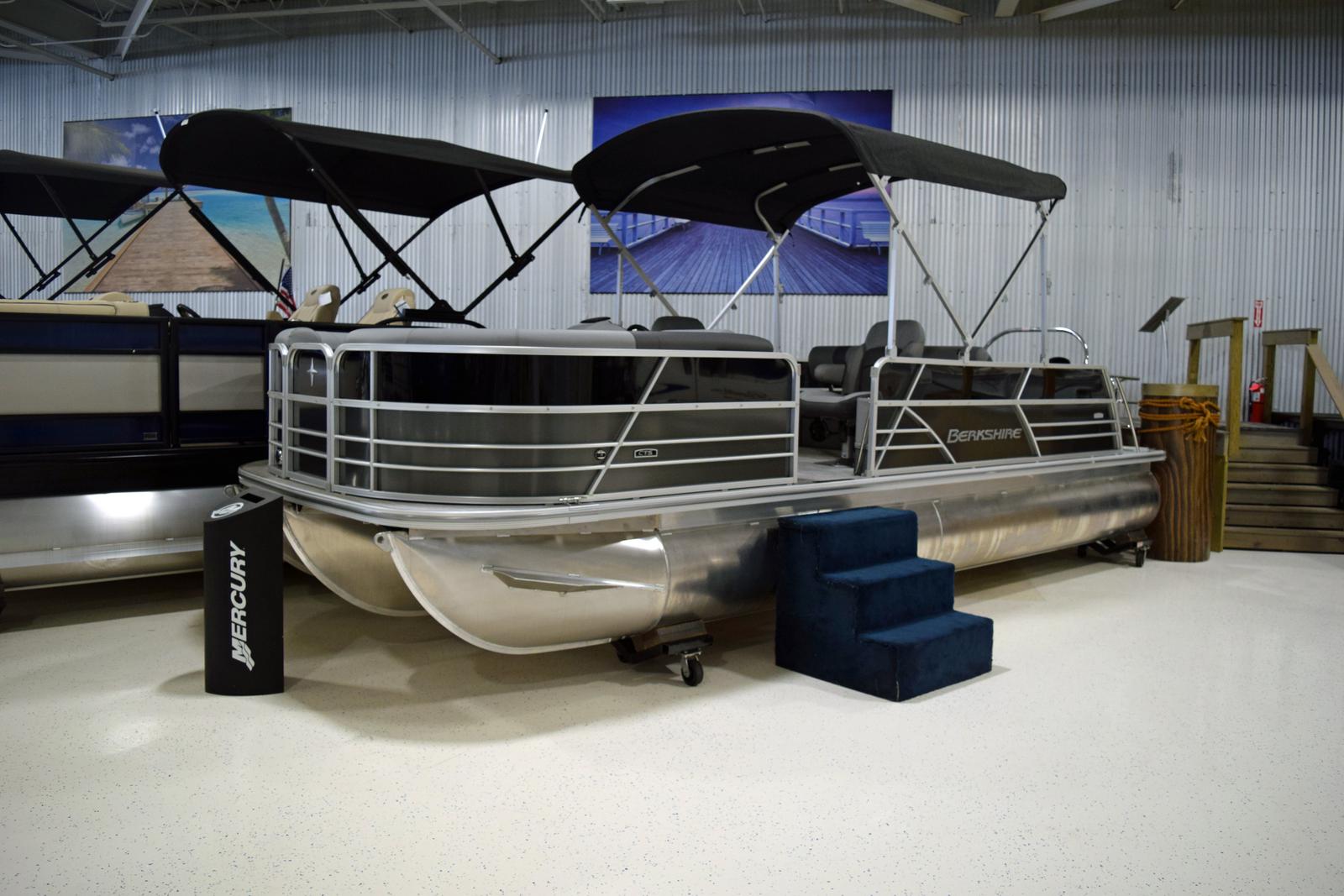New Pontoons Marine Center of Indiana Indianapolis, IN (317) 7815535