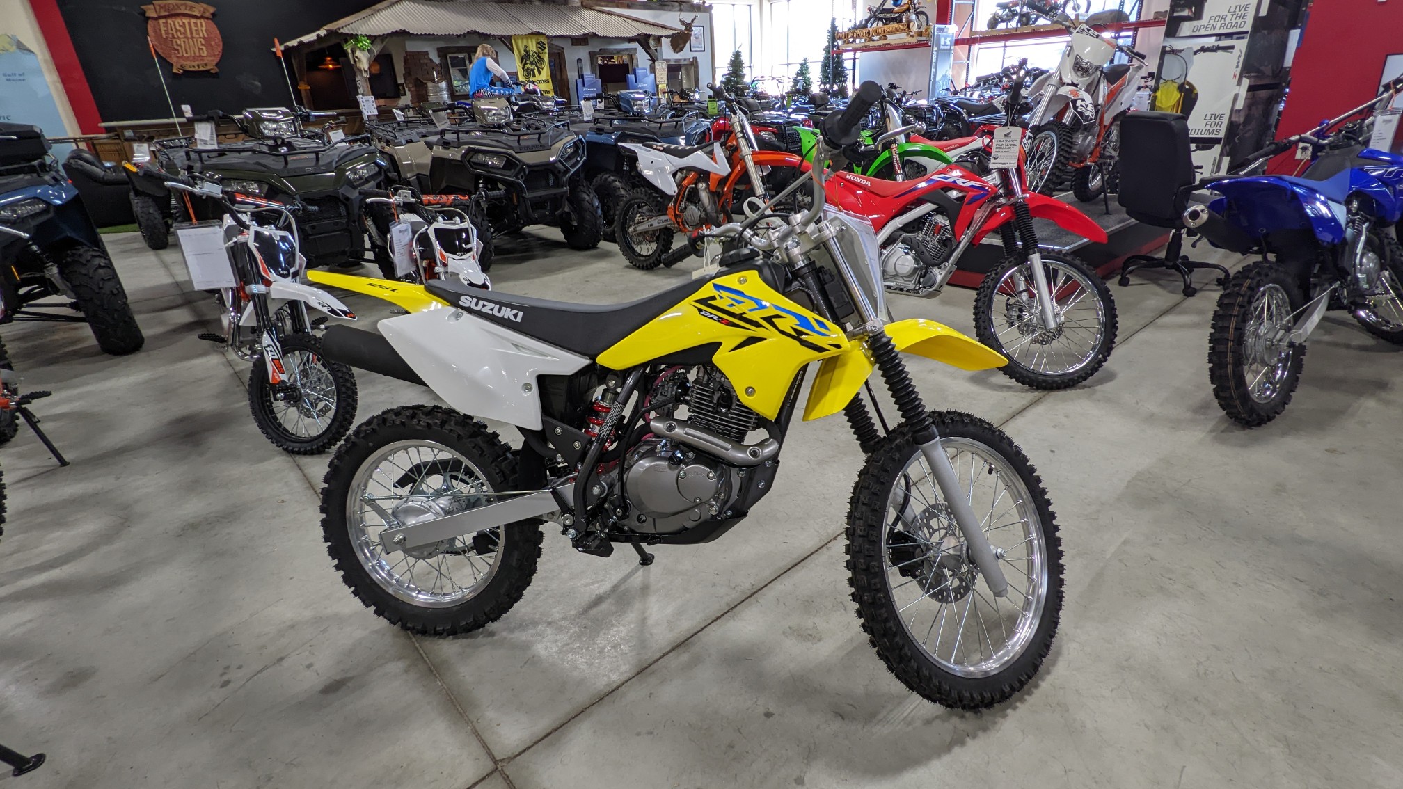 Dirt Bikes Motorsports International Auburn, MA (508) 8329494