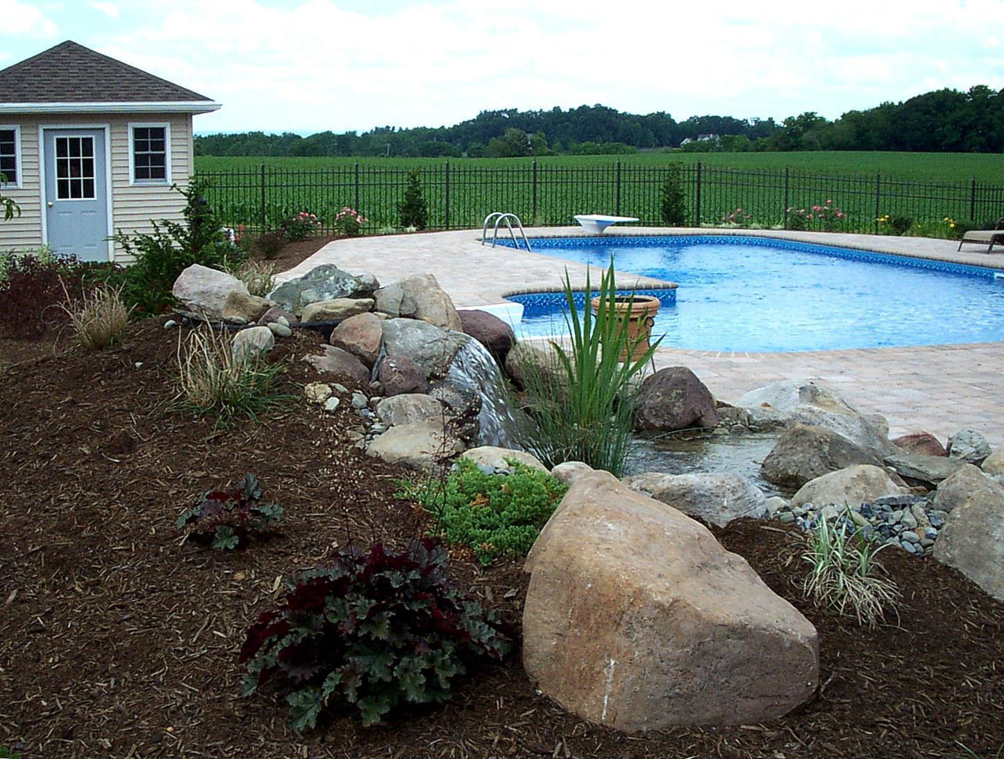 Linear Pools Palmyra/Campbelltown Palmyra, PA (717) 8385443