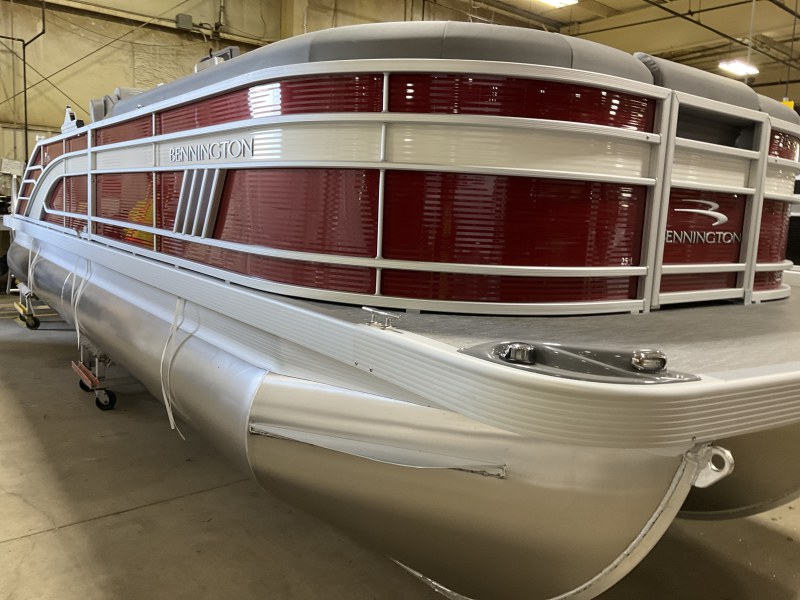 Pontoon and Pontoons Wilson Marine