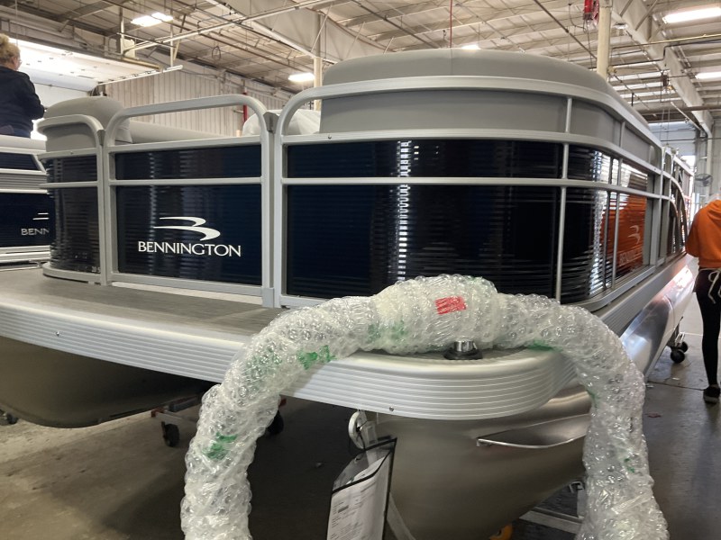 Pontoons Wilson Marine