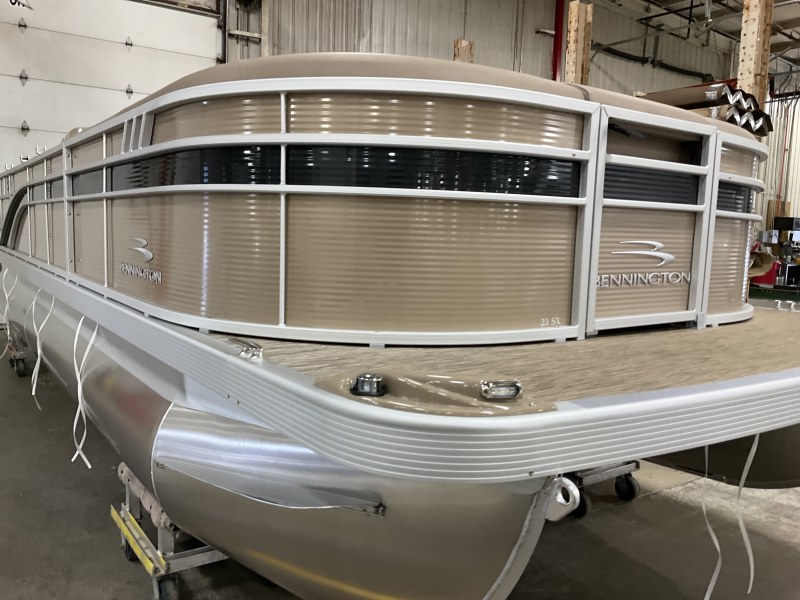 Pontoons Wilson Marine