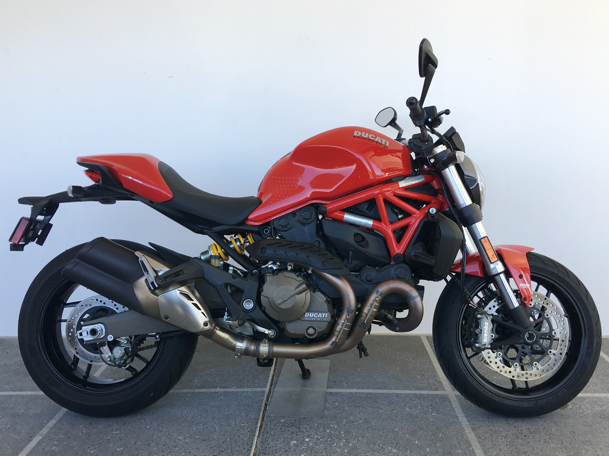 2015 Monster 821 - Right
