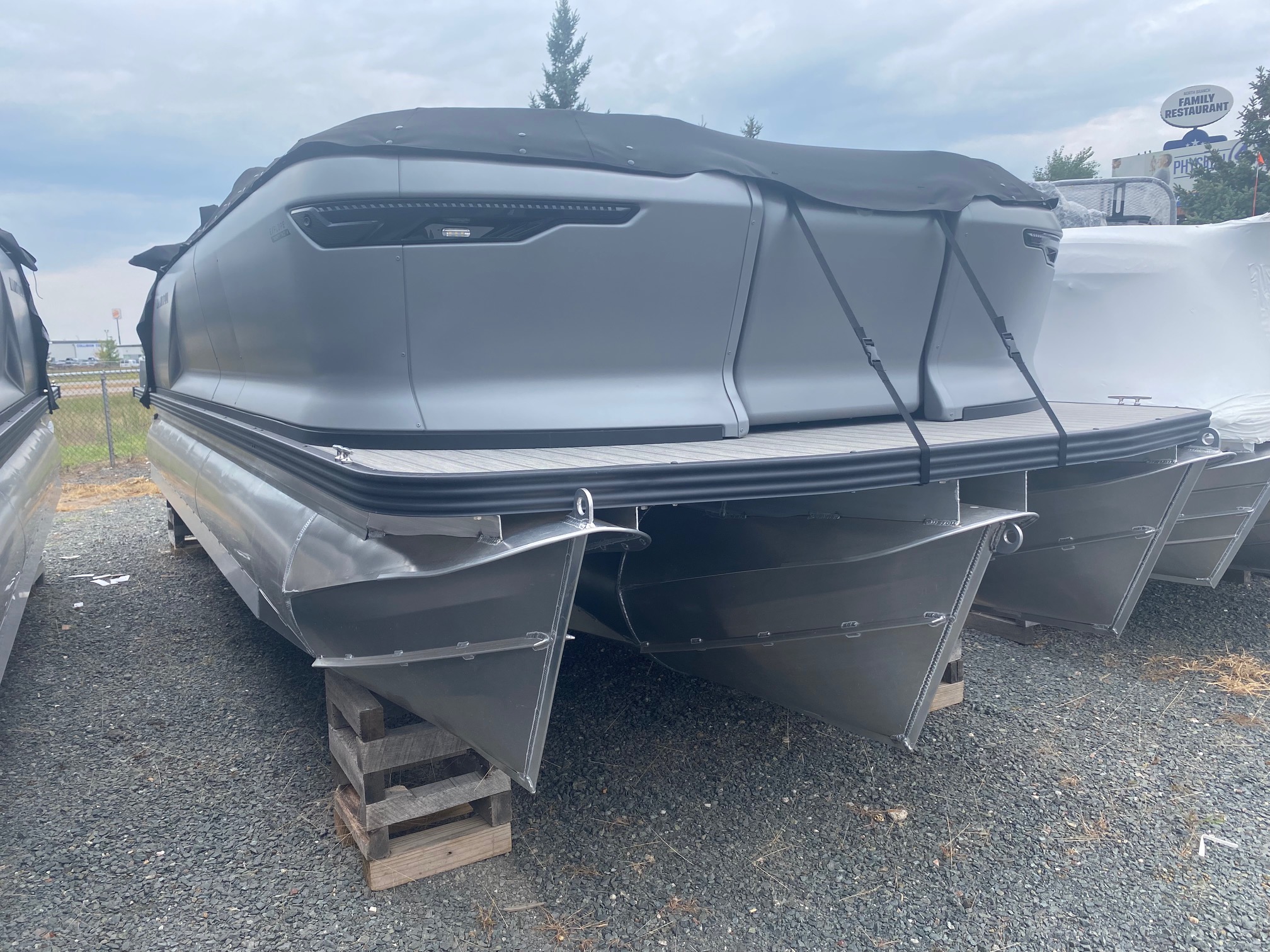 New Pontoons For Sale Minneapolis, MN Pontoon Dealer