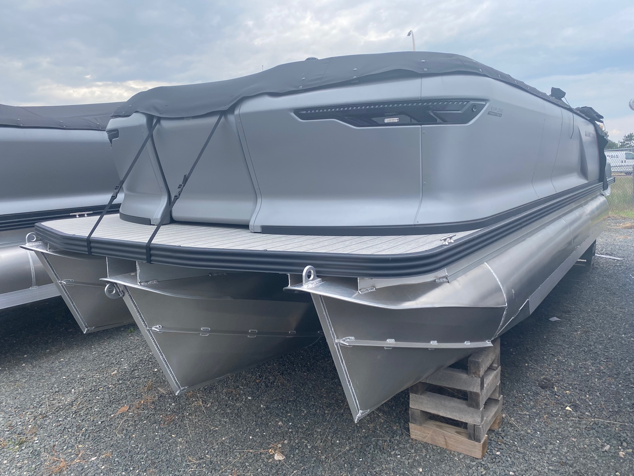 New Pontoons For Sale Minneapolis, MN Pontoon Dealer