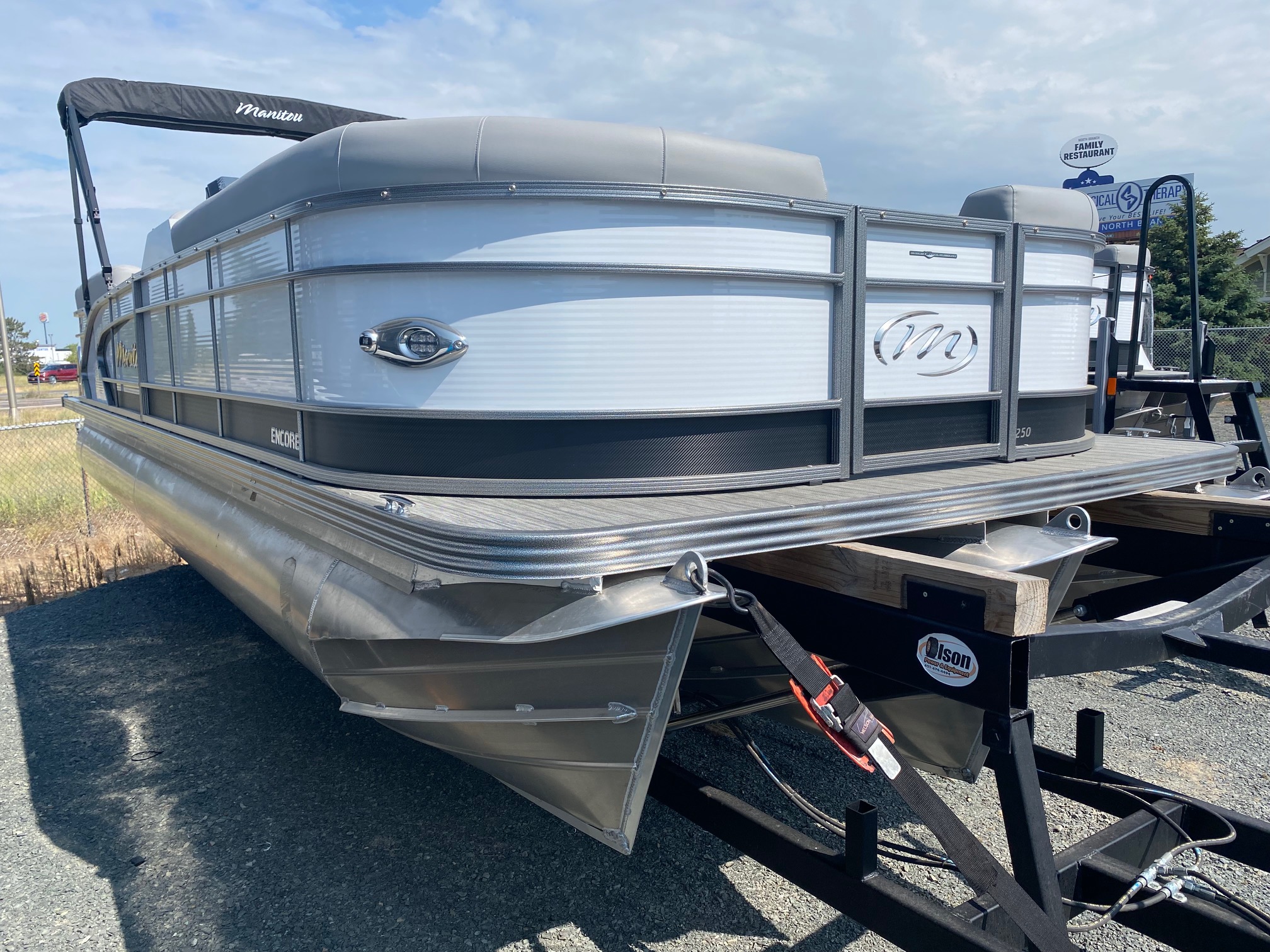 New Pontoons For Sale Minneapolis, MN Pontoon Dealer