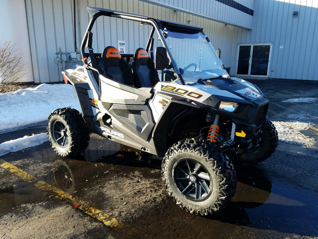 Razor Side By Side >> 2019 Polaris Industries Rzr S 900 Eps Ghost Gray Razor Side By Side >> 2019 Polaris Industries Rzr S 900 Eps Ghost Gray