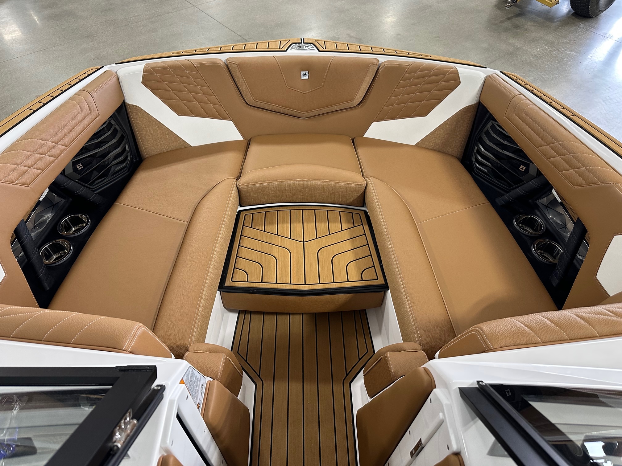 Boats U Motors Inc. Fargo, ND (701) 2325000