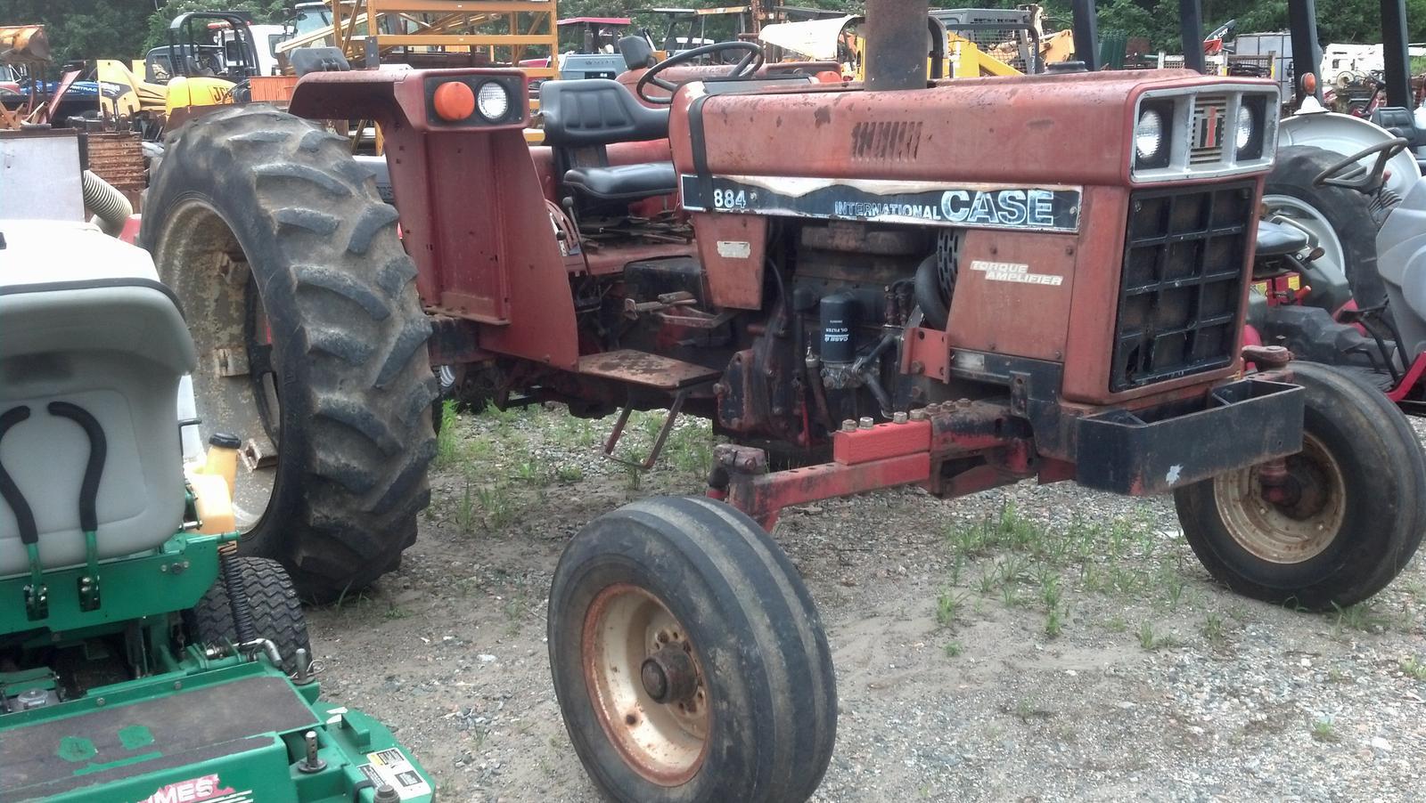International 884