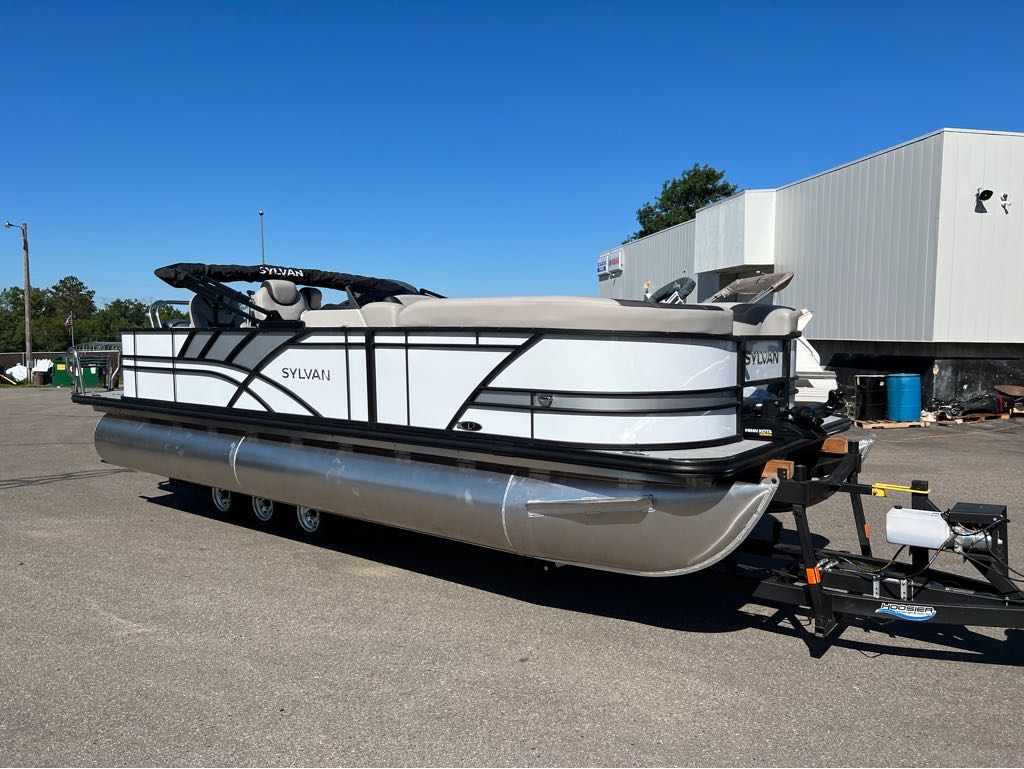 Pontoons from Sylvan Grand Rapids Marine Grand Rapids, MN (218) 3260351