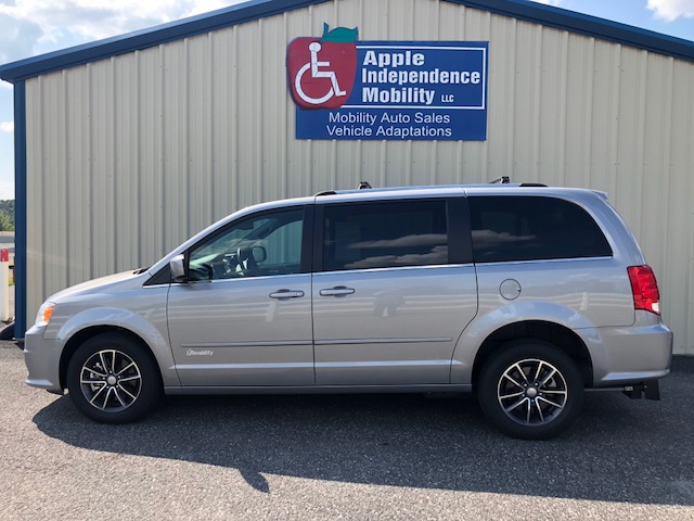 2017 Dodge Caravan Revability Manual Rear Entry Conversion Le 2017 Dodge Caravan Revability Manual Rear Entry Conversion Le Independence Mobility Cookeville Tn 877 528 5788