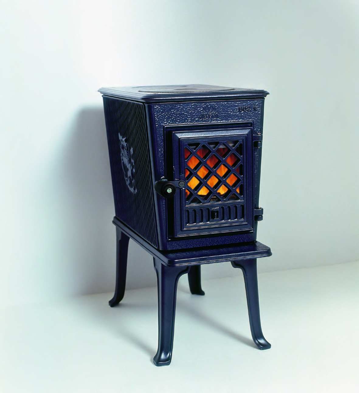 Stove from Jotul Good's Power u0026 Hearth South Boston, VA (434) 575-7373