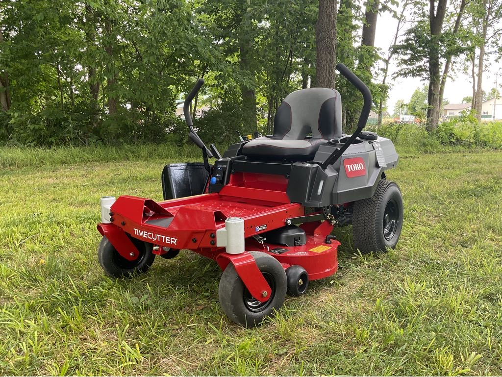 42 TimeCutter® 4225 Zero Turn Lawn Mower Toro