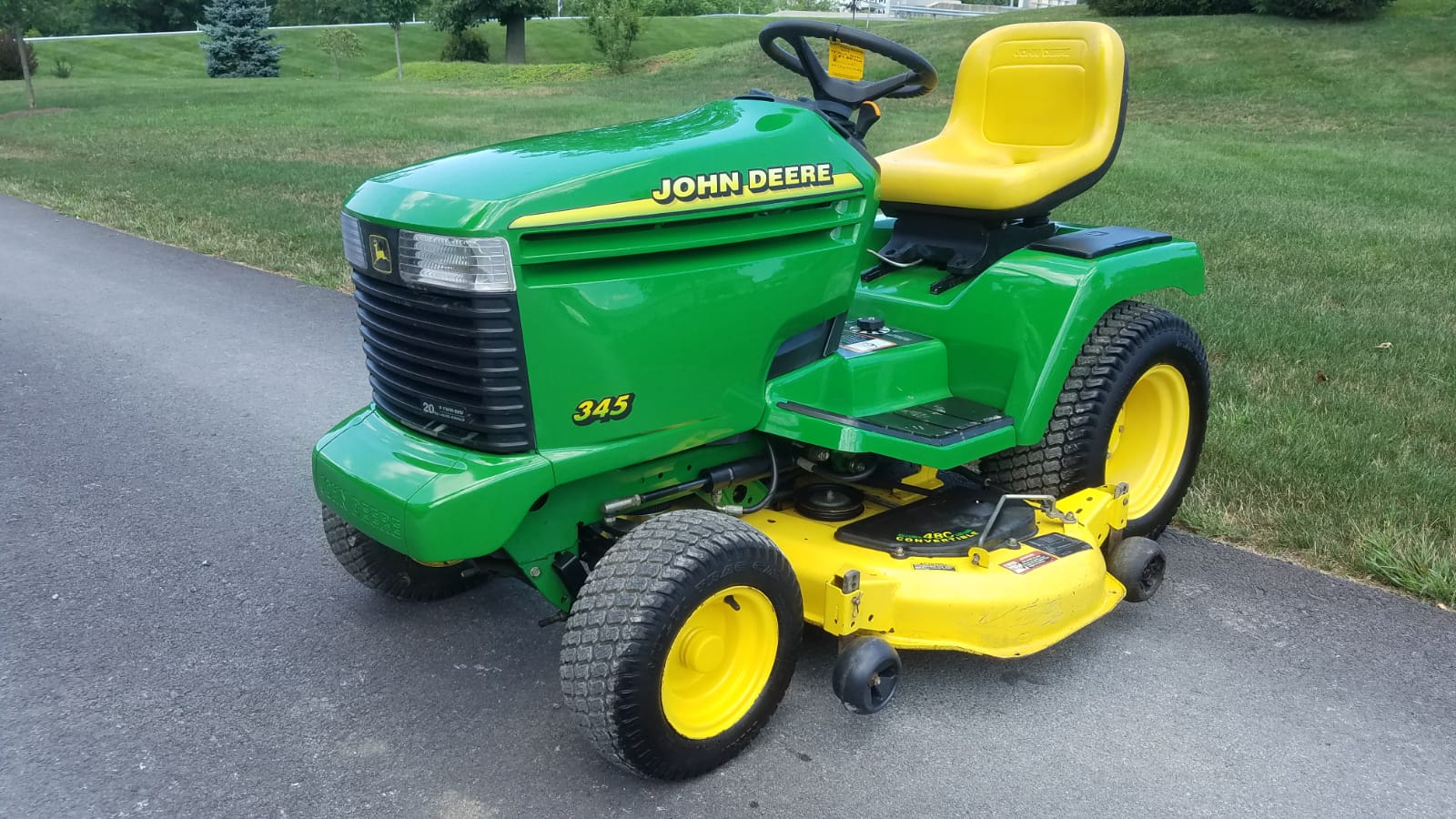 John Deere 345 >> 2001 John Deere 345 John Deere 345 >> 2001 John Deere 345