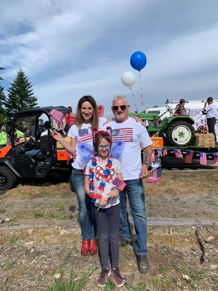 Yelm Prairie Days Parade J & I Power Equipment