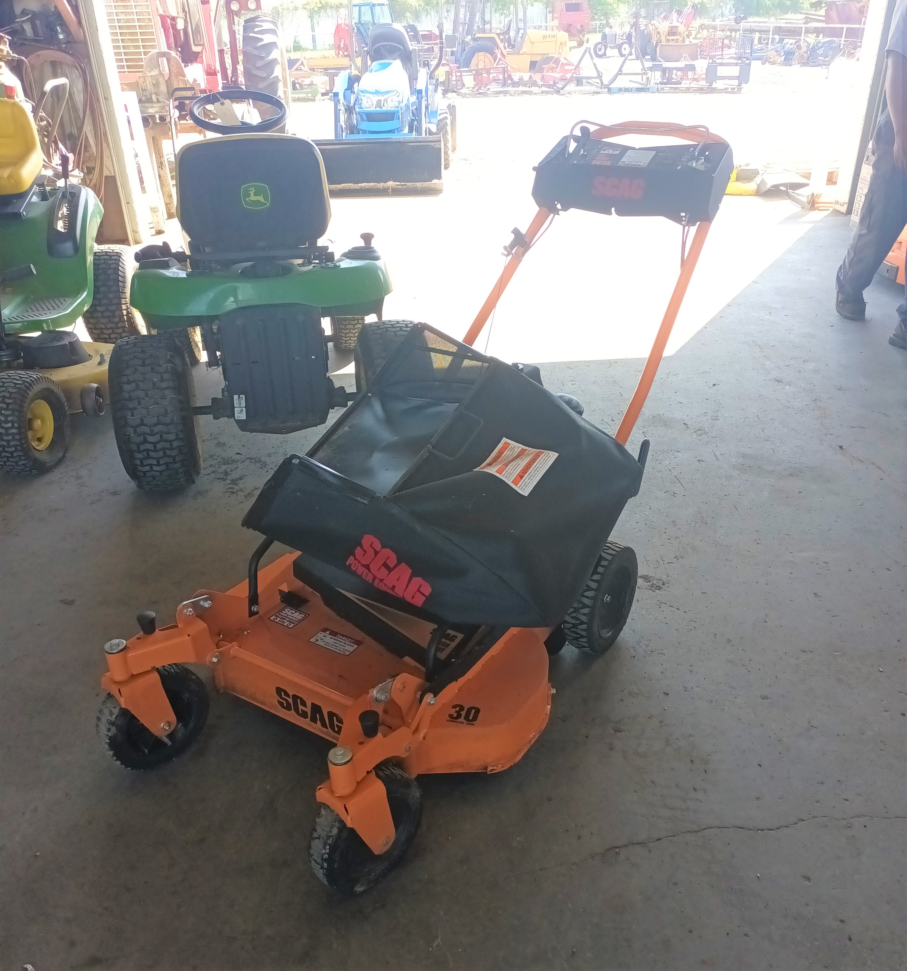 Tractor Supply Rosenberg - t9y1jax