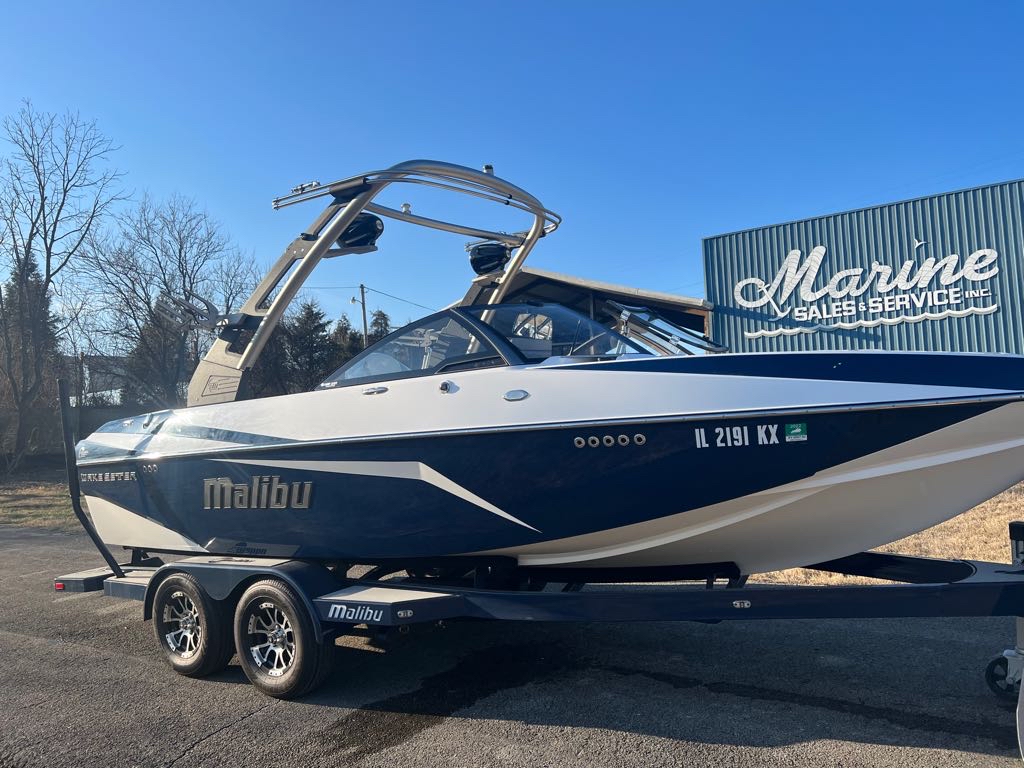 Used Boats and Pontoons For Sale Louisville, KY Pontoon Dealer
