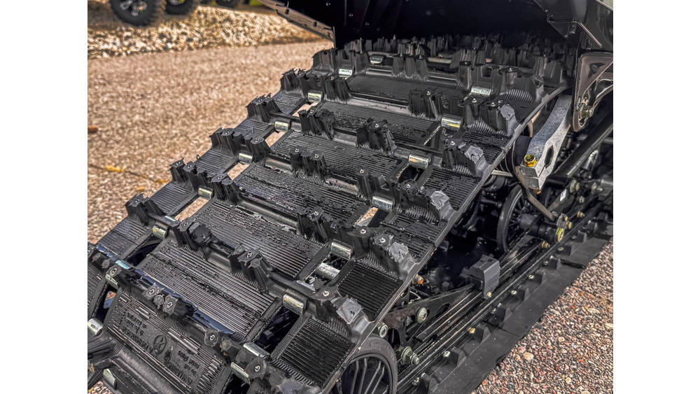 2023 Polaris 650 indy adventure x2 137 - Wisconsin Rapids, WI