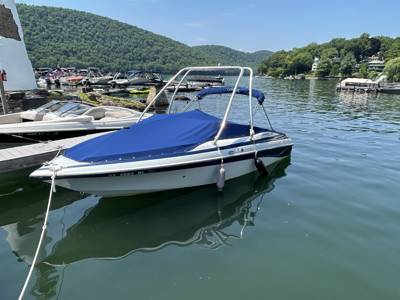 Boat Rental & Leasing Gerard's Waters Edge Marina New Milford, CT
