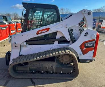 Skid Steers Stringer Rentals & Power Products Gimli, MB (204) 642-7490