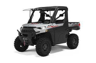 RANGER XP 1000 NorthStar Trail Boss Ghost White/Perf Red - RIDE COMMAND Package