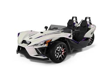 Slingshot® R AutoDrive Purple Lightning