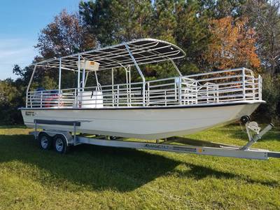 Custom Rigs Marine Warehouse Center