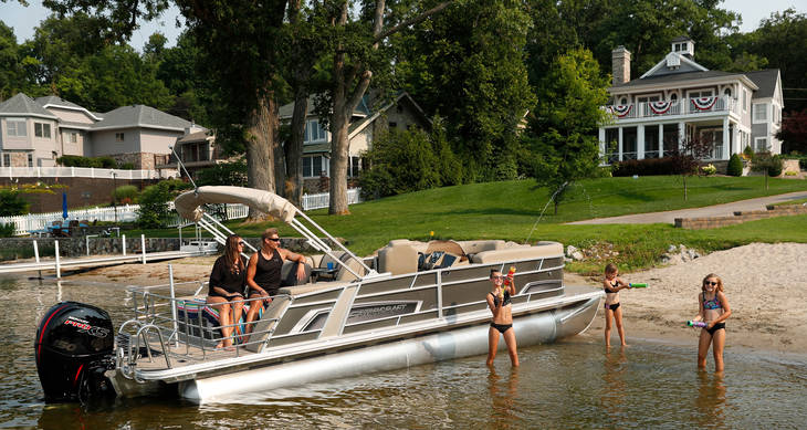 918 Boats: The Best Pontoon and Deck Boat Dealer in Oklahoma