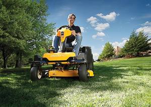 Plate Compactors Can Be Used To Compact Sub Base Soils And Asphalt On Driveways Parking Lots And Repair Jobs They Compactor Air Filtration System Compactors