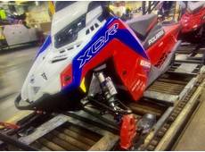 2024 Polaris 650 Indy XCR 136 Premium Indy Red - Lincoln Park, MI