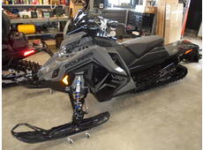 2025 Polaris 850 Indy VR1 137 Shadow Gray / Gloss Black - Potter, WI