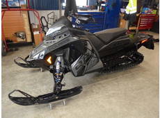 2025 Polaris 9R Indy XCR 128 Shadow Gray / Gloss Black - Potter, WI