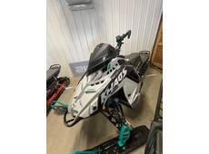 2025 Polaris 9R RMK KHAOS 146 Premium Ghost White Metallic - Brandon, MB