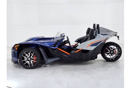 2022 slingshot r midnight storm fade (autodrive)