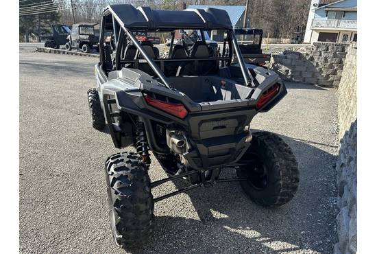 2025 rzr xp® 4 1000 sport