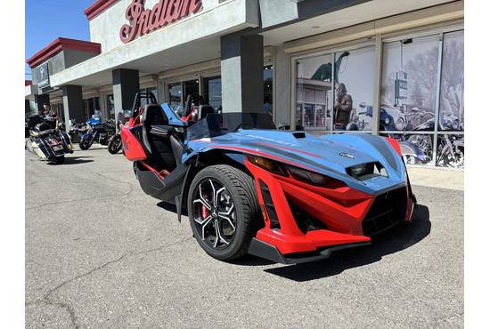 2025 slingshot® r (autodrive)