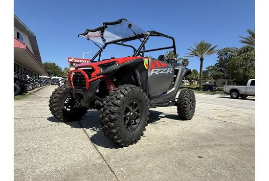 2024 RZR XP 1000 Ultimate Indy Red