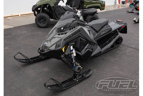 2025 9R Switchback Assault 146 Shadow Gray / Gloss Black