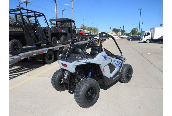2025 rzr® 200 efi