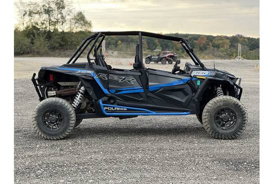 2023 RZR XP 4 1000 Ultimate Onyx Black