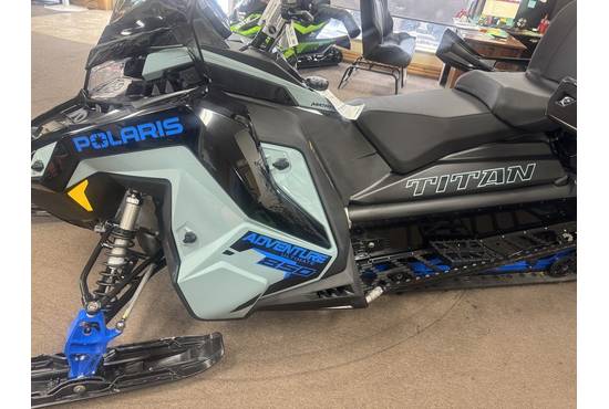 2026 titan® adventure ultimate 850 155 1.8