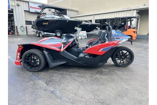 2025 slingshot® slr (autodrive)