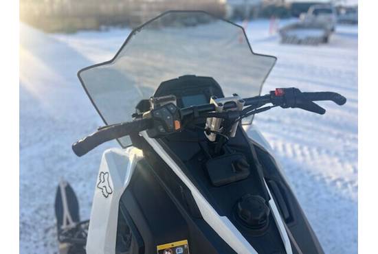 2024 650 SWITCHBACK SP