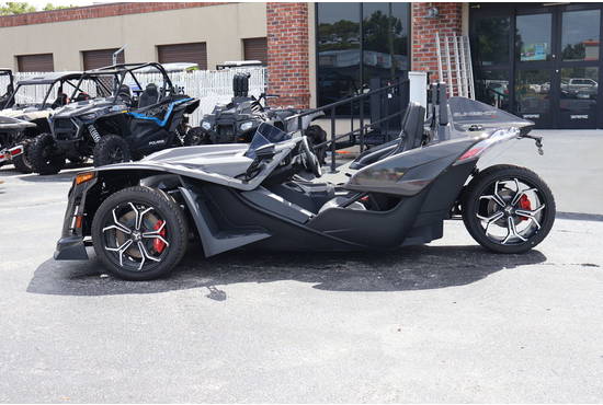 2025 SLINGSHOT R AUTODRIVE R