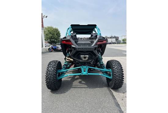 2025 rzr pro r 4 ultimate