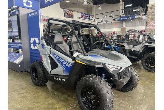2025 rzr® 200 efi